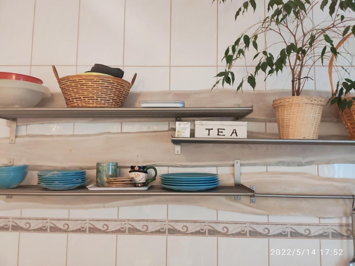 Romantic Two Bedroom Apartments In The Hills Of Budapest With Private Parking Esterno foto